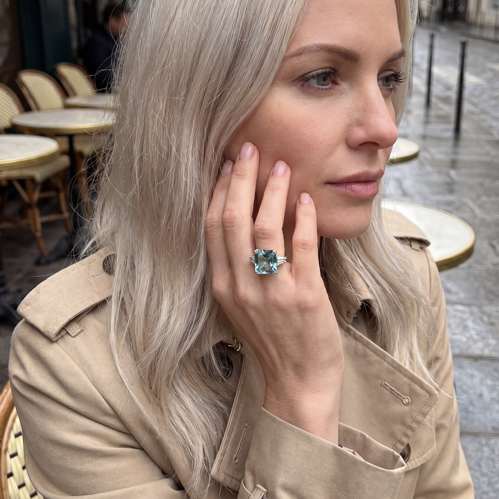 Aquamarine and Diamond Ring Yellow Gold / N