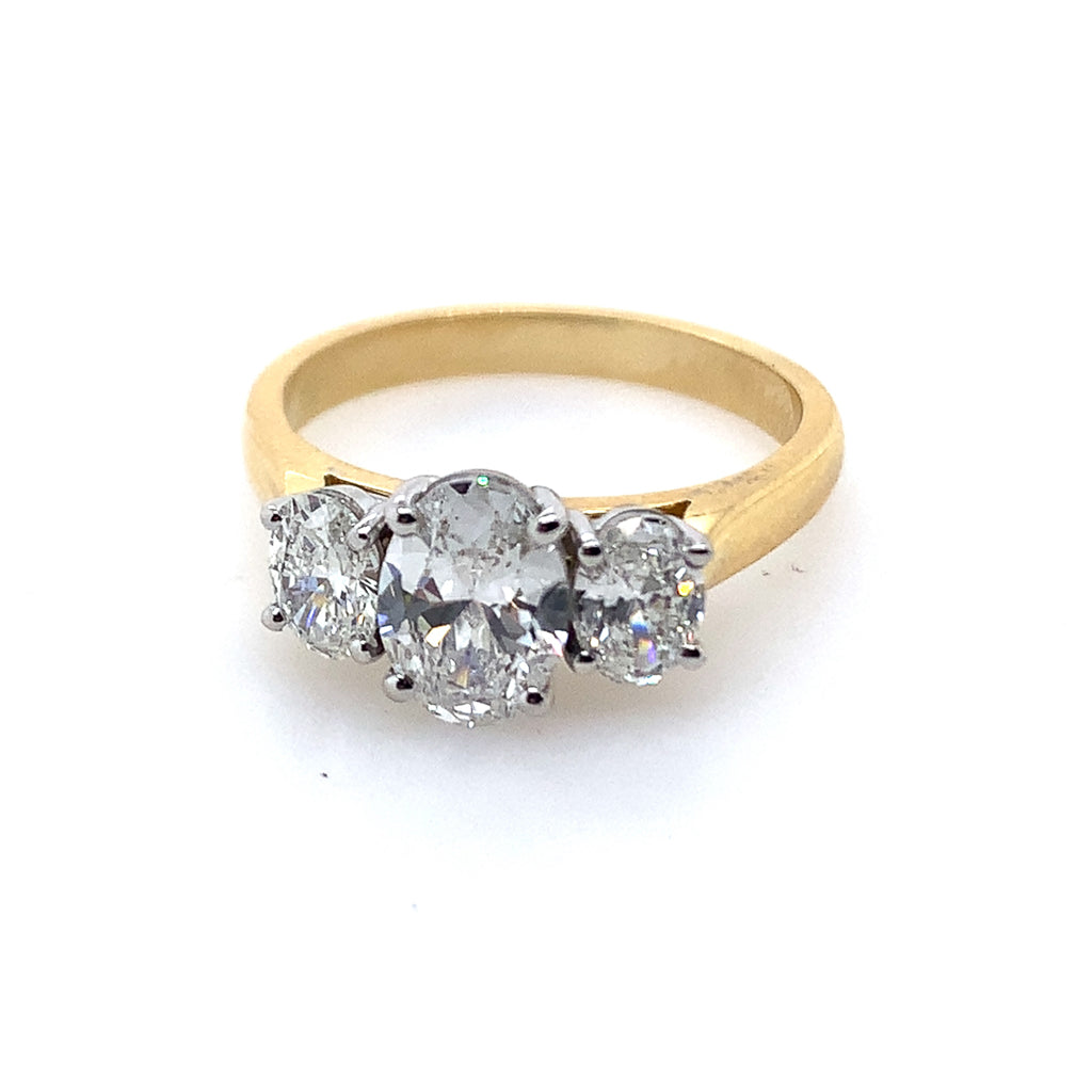 Diamond Ring – 18ct White Gold 18ct White Gold