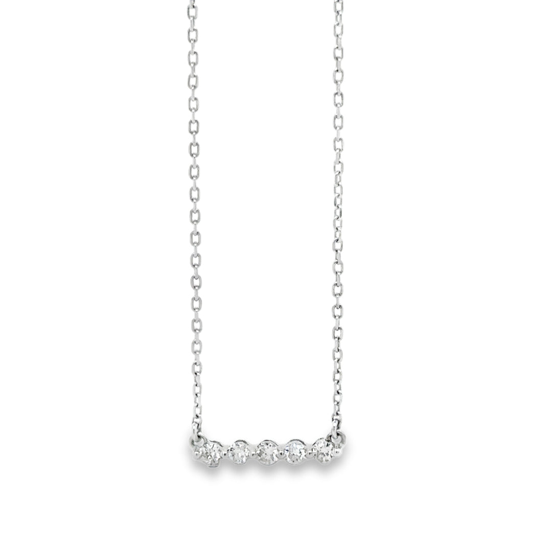 Diamond Pendant 18ct White Gold / 440mm