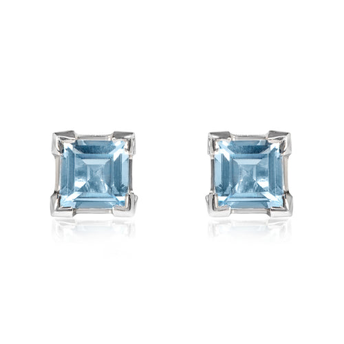 Aquamarine Stud Earrings – 18ct White Gold 18ct White Gold / 4.5mm
